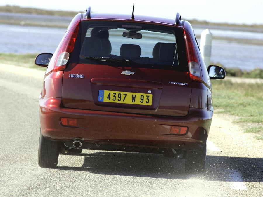  Chevrolet Tacuma 2004 года  (фото 3 из 16)